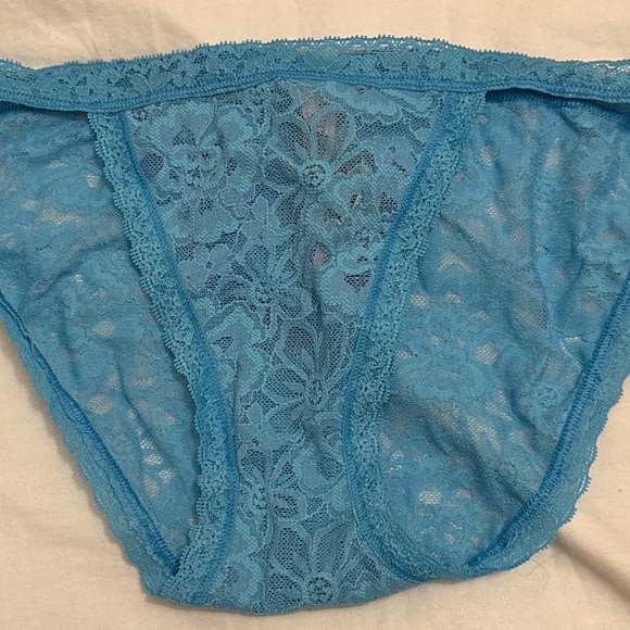 Victoria Secret Floral String Bikinis - Picture 1 of 3